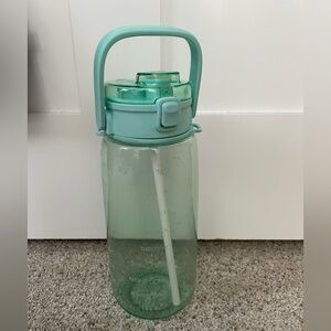 60 oz water bottle